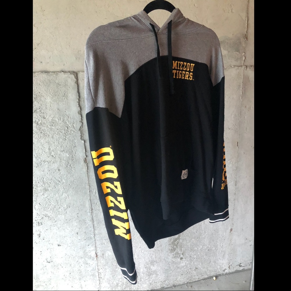 Victoria Secret (pink) Mizzou tigers hoodie